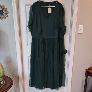 NWT BloomChic Dark Green Chiffon V-Neck Dress Pleated Waistline.size 26